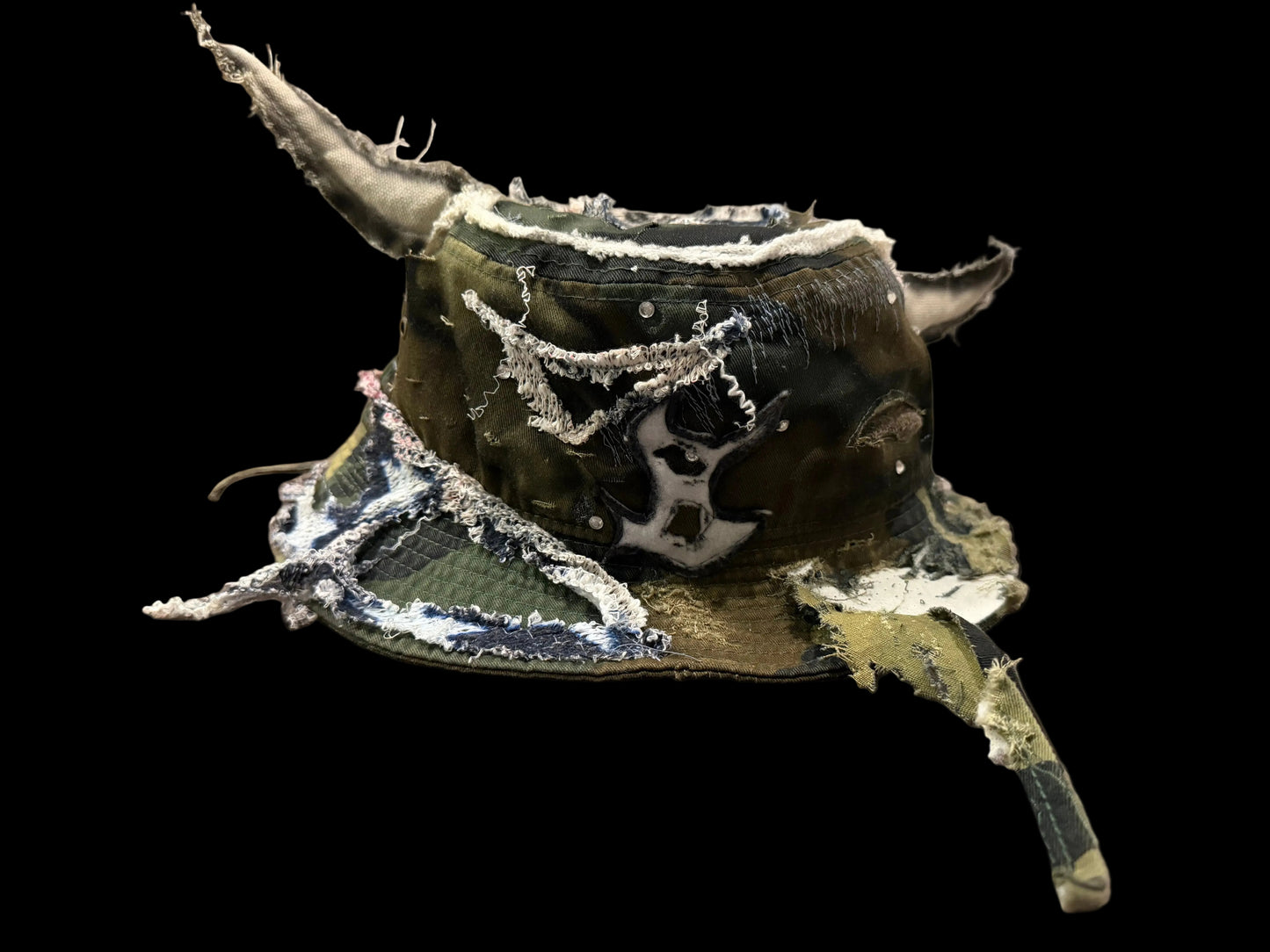 STITCHED IN WAR - Bone Stunna Bucket